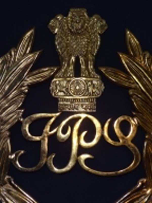 उप्र में 12 आईपीएस अफसरों के तबादले